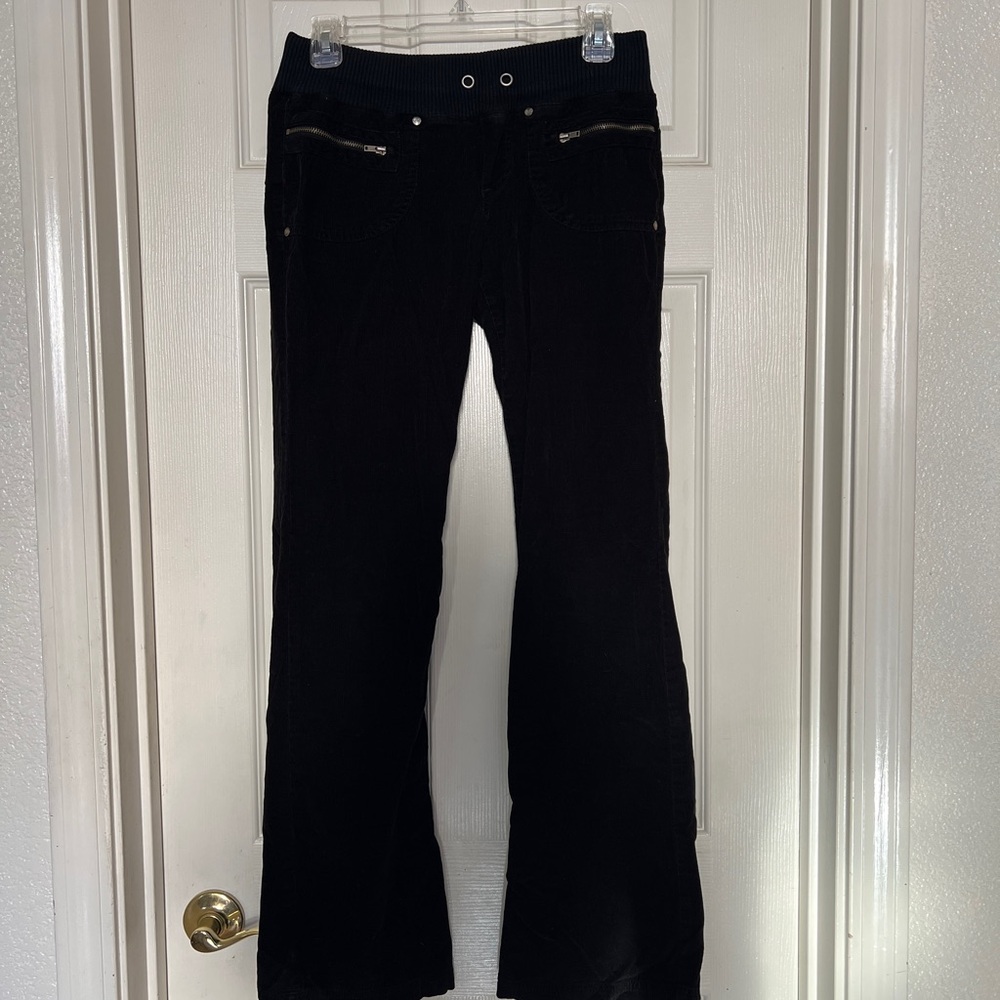 Women’s Black Corduroy Wide-Leg Pants